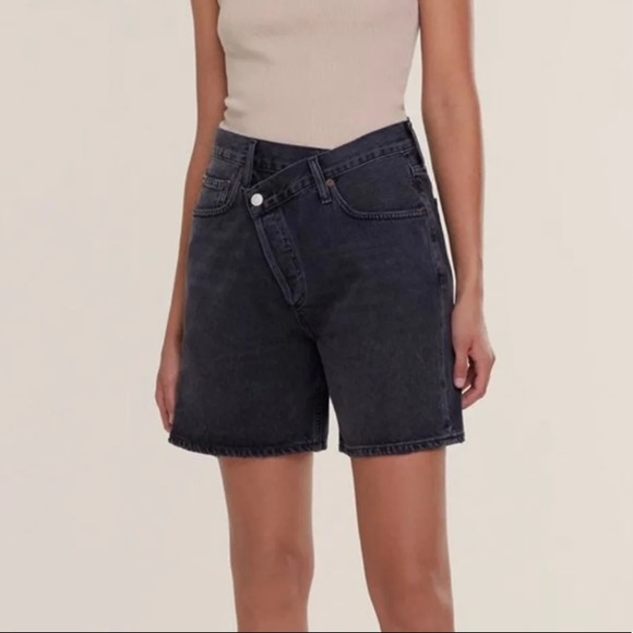 Agolde Criss Cross Upsized Short in Photogram - Picture 3 of 10